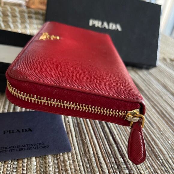 Prada red saffiano leather zip around wallet - Picture 3 of 12